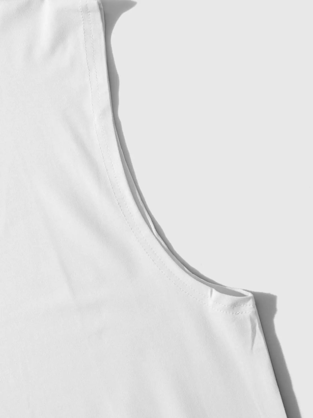 Men's Letter & Butterfly & Dollar Print Round Neck Top, Regular Fit Casual Sleeveless Printed Crew Neck Top, Men's Clothes for Summer Daily Wear, Tank Top Casual Sleeveless Tank Tops