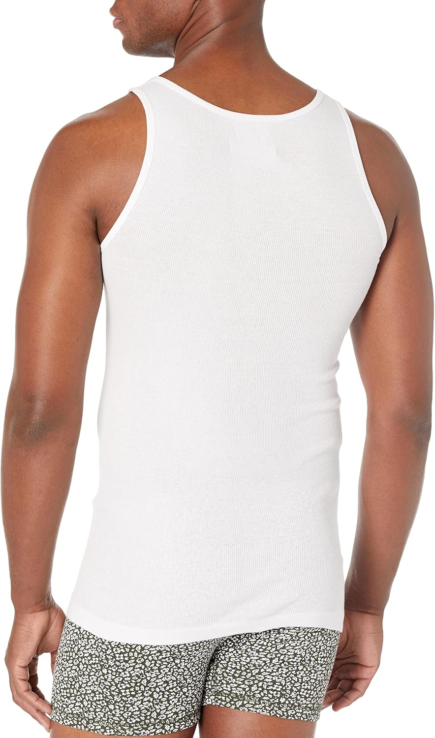 Amazon Essentials Men's Lightweight Breathable Cotton Slim Fit Tank Undershirts, Pack of 6