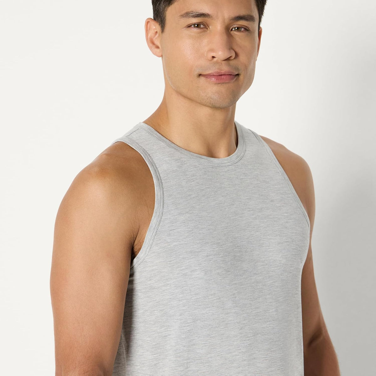 Amazon Essentials Men's Super-Soft Lightweight Modal Sleeveless Vest Top, Pack of 2
