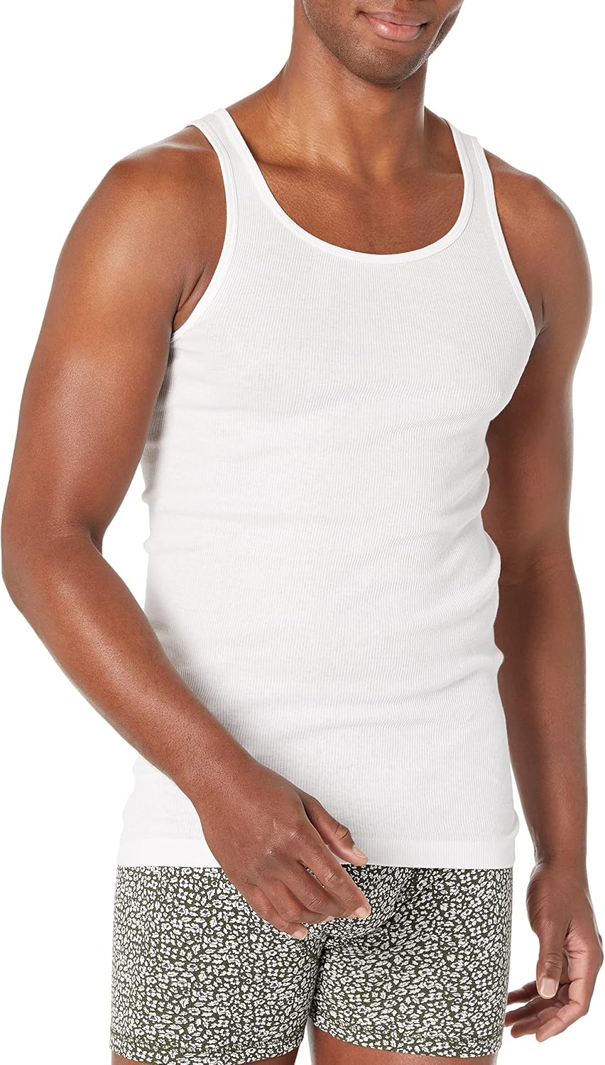 Amazon Essentials Men's Lightweight Breathable Cotton Slim Fit Tank Undershirts, Pack of 6