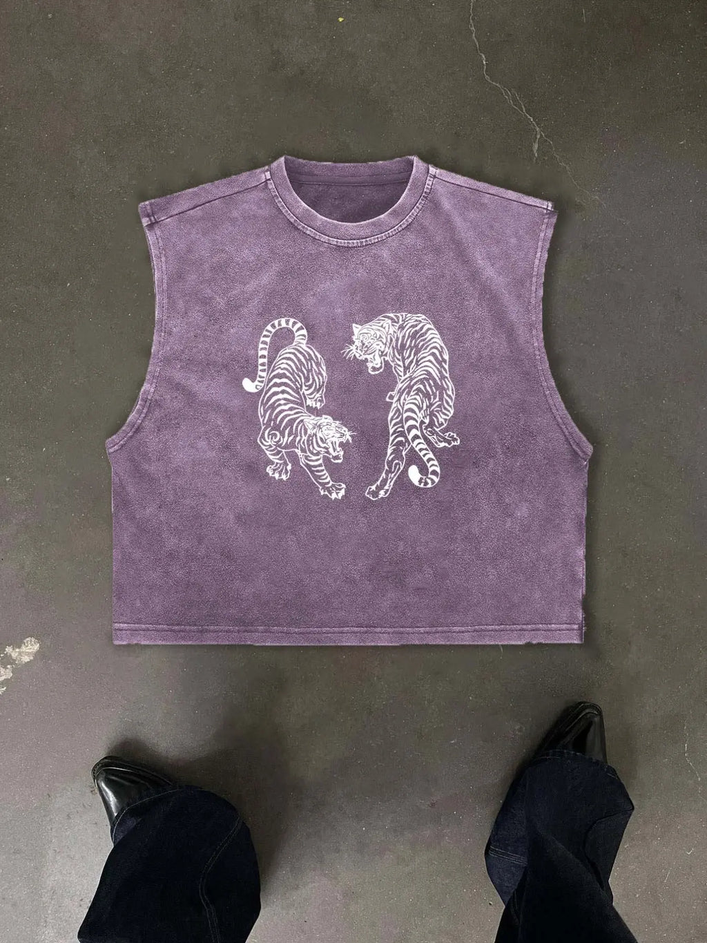 Men's Vintage Washed Animal Tiger Graphic Aesthetic Cropped Urban Street Tank Top, Sleeveless Casual Streetwear, Workout Athletic Muscle Shirt, Sporty Fitted Design, Menswear, Muscle Singlet, Vest Tops